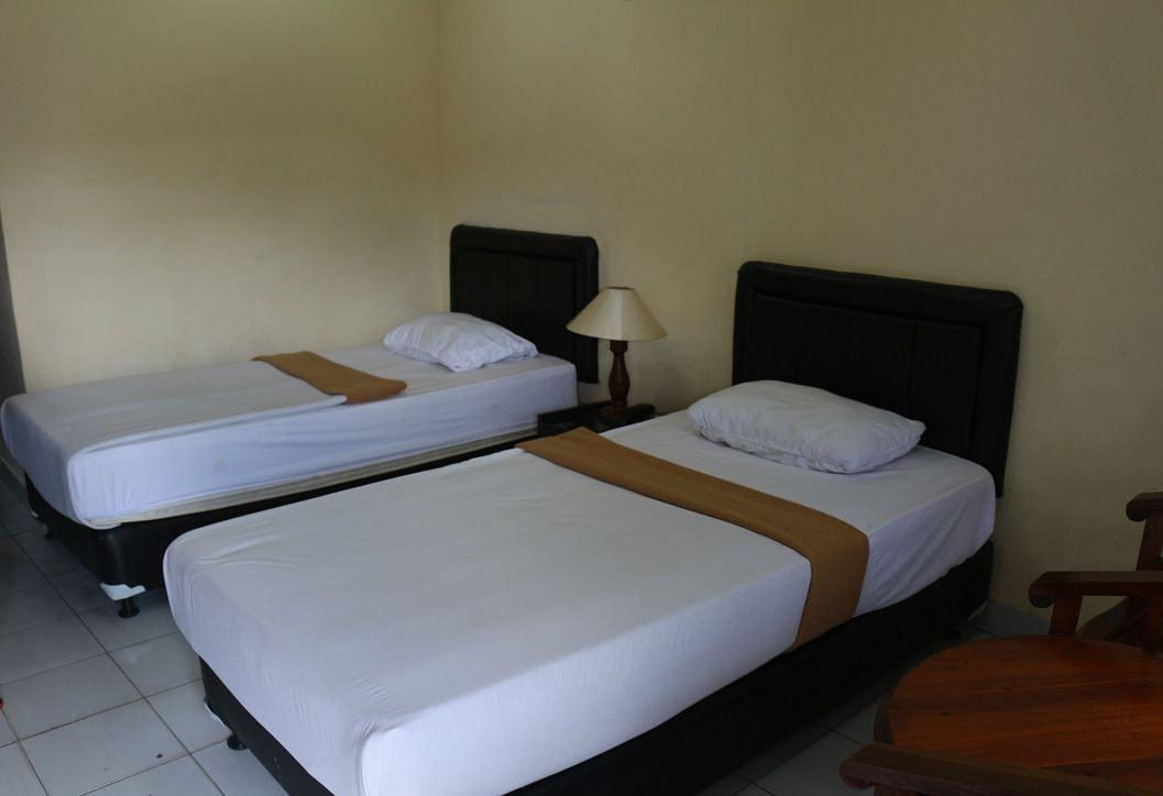 Serayu Hotel Timika Esterno foto