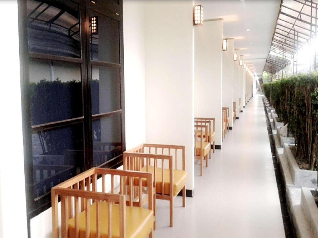 Serayu Hotel Timika Esterno foto