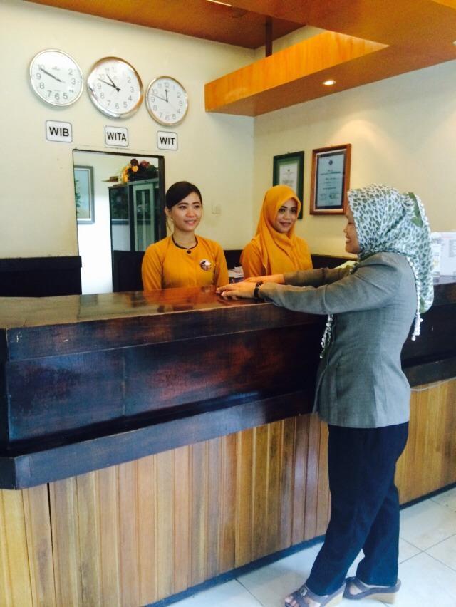 Serayu Hotel Timika Esterno foto
