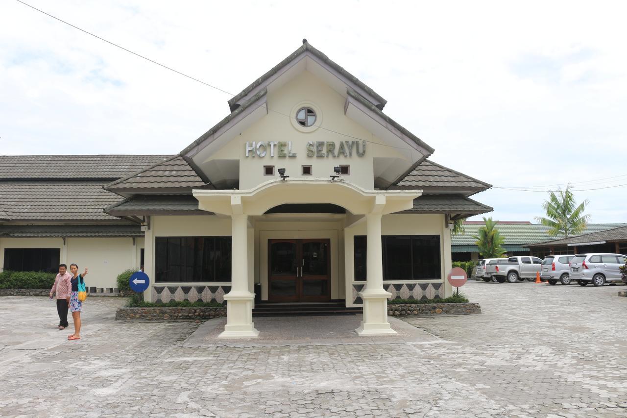 Serayu Hotel Timika Esterno foto